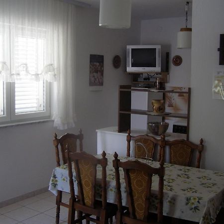 Apartments Rovis Tar-Vabriga Kültér fotó
