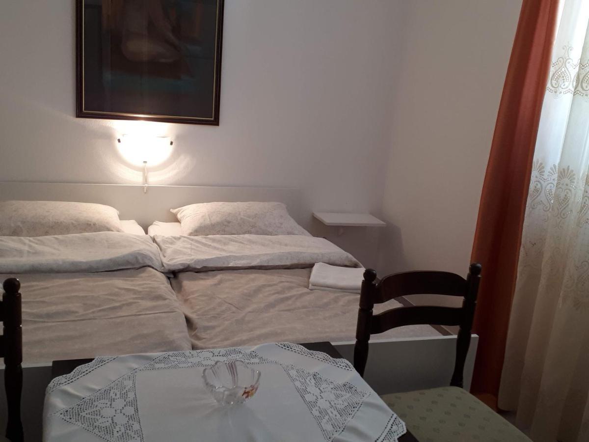 Apartments Rovis Tar-Vabriga Kültér fotó